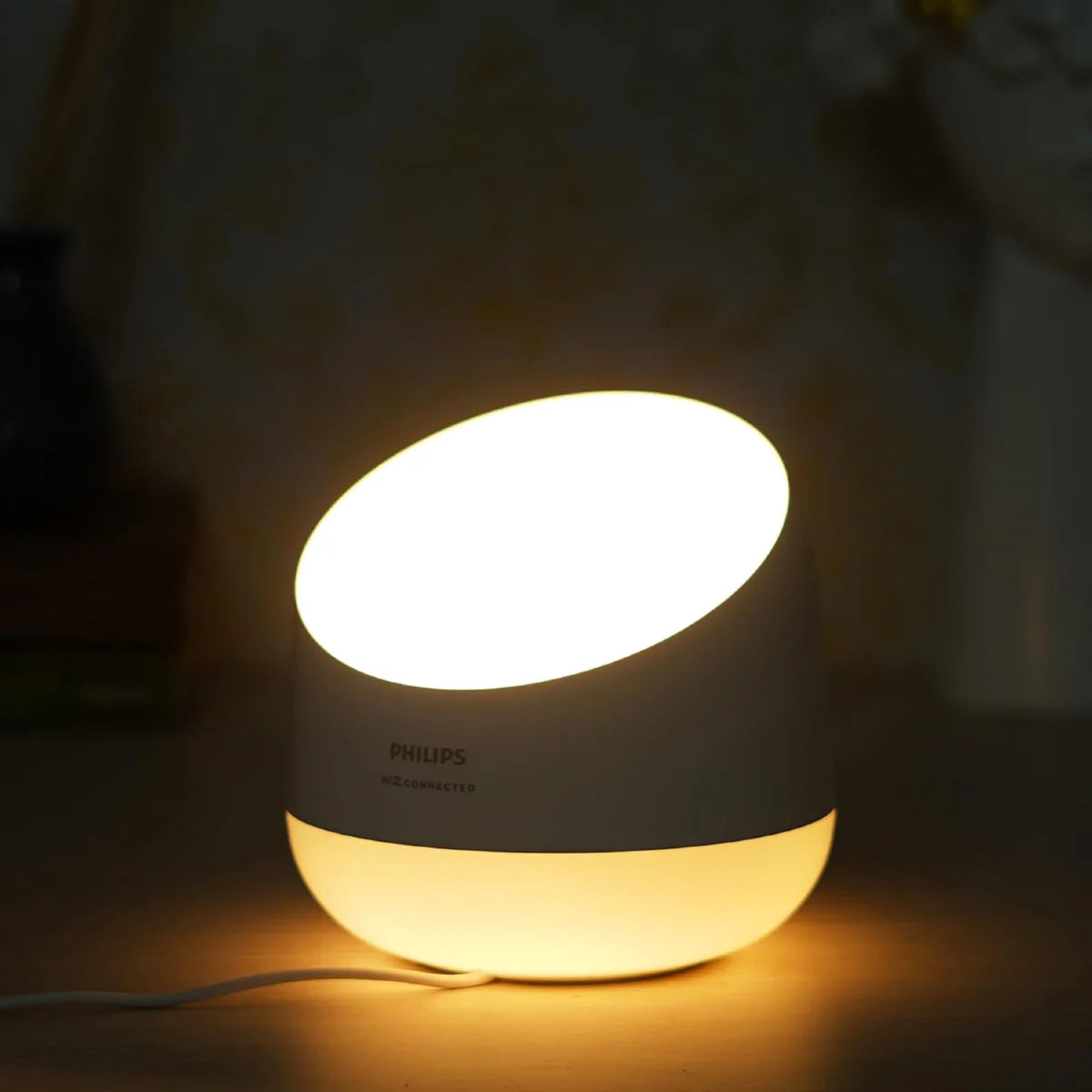 Philips Wifi Enabled Smart LED Squire Table Lamp